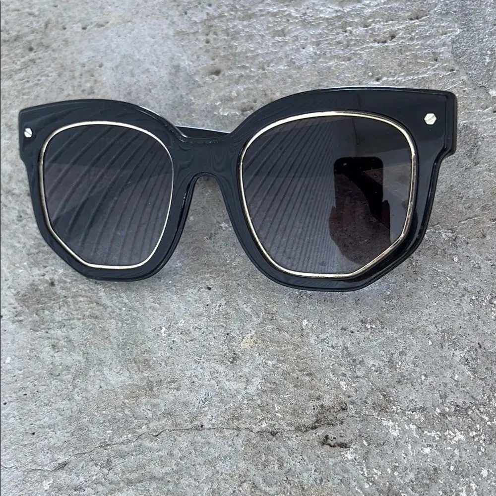 Burberry Primrose sunglasses